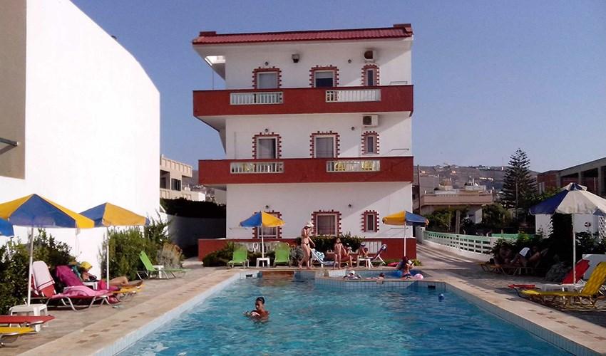 Haris Apartments