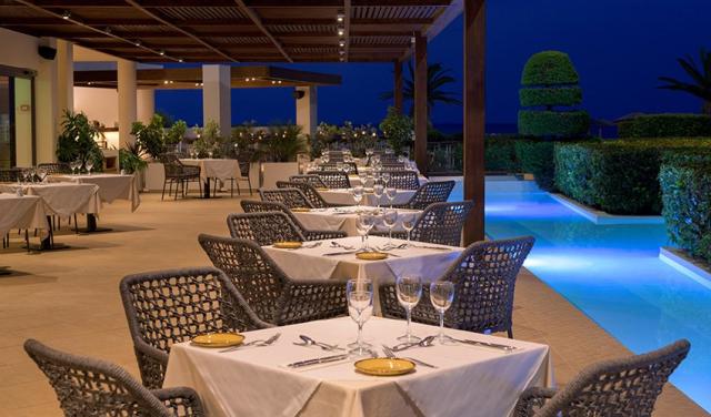 The Ixian Grand & All Suites (13).jpg