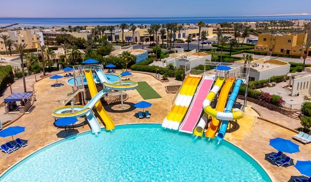 Amwaj-Oyoun-Beach-Resort-Hotel-2.jpg