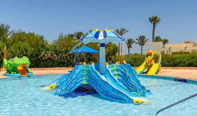 Amwaj-Oyoun-Beach-Resort-Hotel-21.jpg