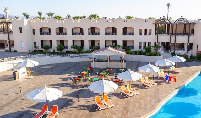 Ivy-Cyrene-Sharm-Resort-3.jpg