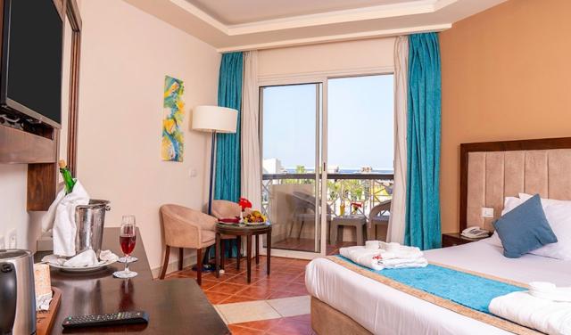 Ivy-Cyrene-Sharm-Resort-70.jpg