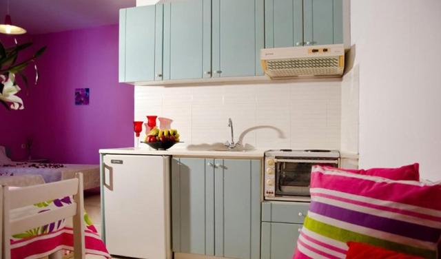 Galini-Studios-Apartments-Malia-16.jpg