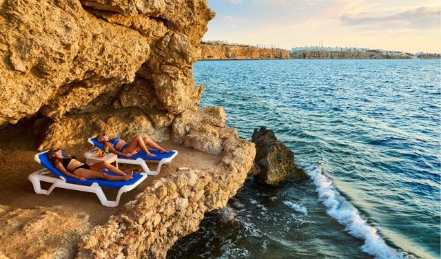 Dreams-Resorts-2.jpg