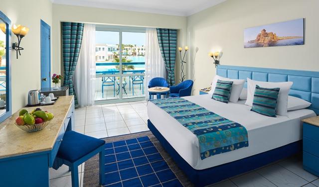 Dreams-Resorts-20.jpg