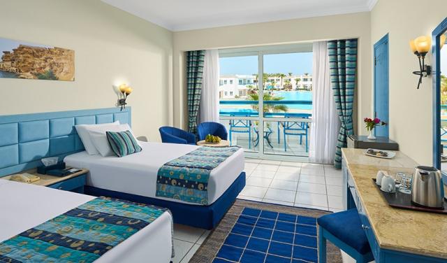 Dreams-Resorts-23.jpg