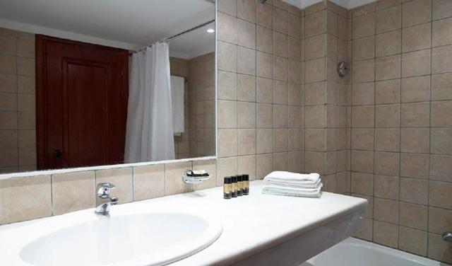 Mitsis-Lavita-Hotel-18.jpg