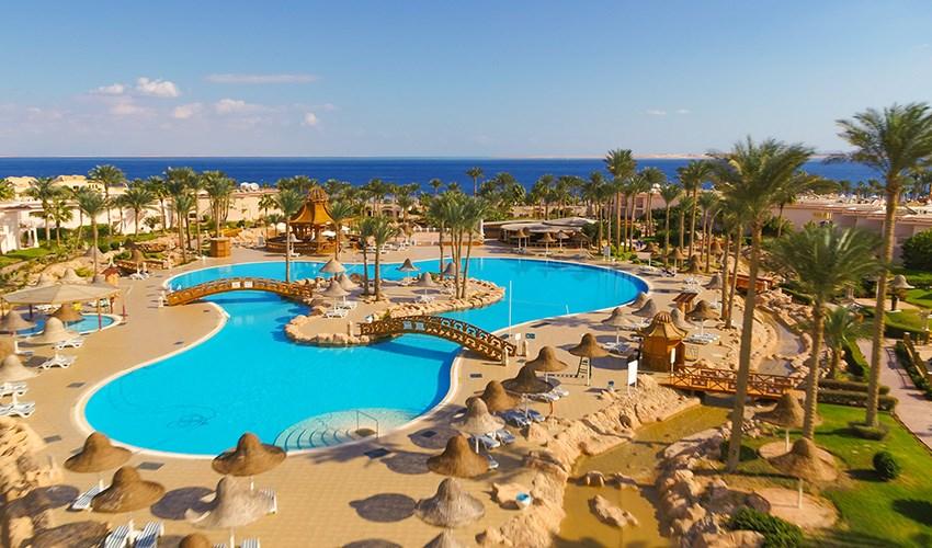 Parrotel Beach Resort