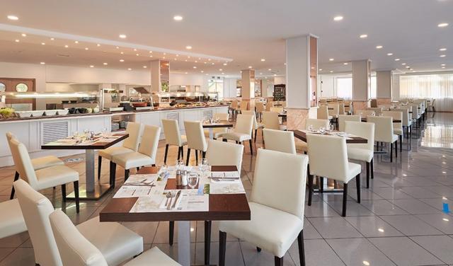 Grupotel-Alcudia-Suite-Hotel-12.jpg