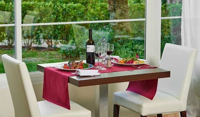 Grupotel-Alcudia-Suite-Hotel-14.jpg