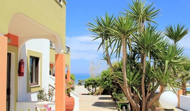Alkionis-Beach-Hotel-1.jpg