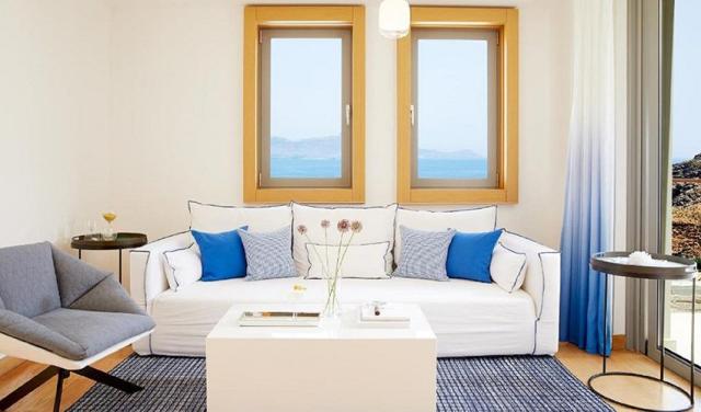 Lindos-Blu-Luxury-Hotel-14.jpg