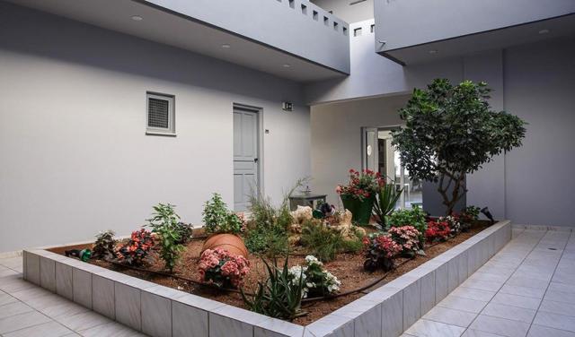 Irene-Beach-Apts-7.jpg