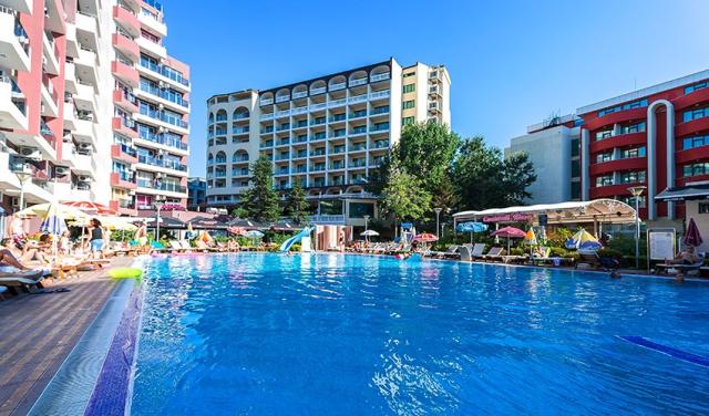 Admiral-Plaza-Hotel-1.jpg