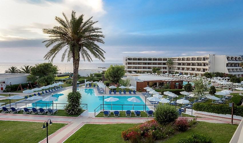 Sol by Meliá Cosmopolitan