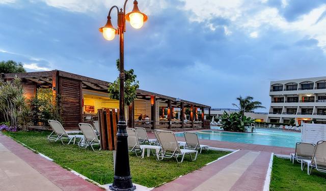 Hotel-Melia-Cosmopolitan-2.jpg
