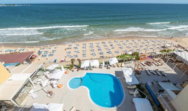Aphrodite-Beach-Hotel-24.jpg