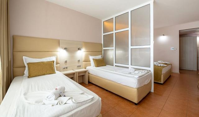 Aphrodite-Beach-Hotel-31.jpg
