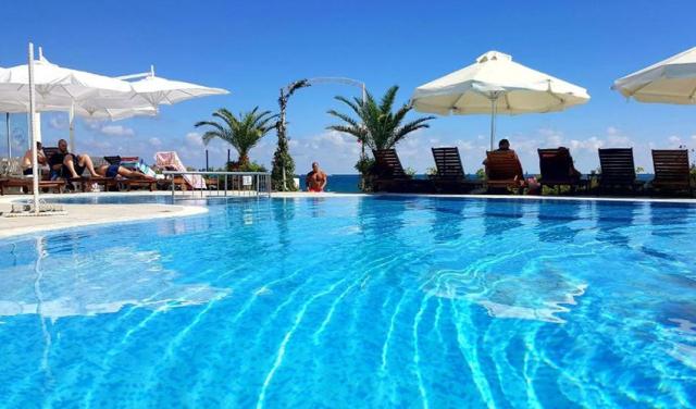 Aphrodite-Beach-Hotel-6.jpg