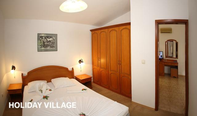 pokoje holliday village (8).jpg