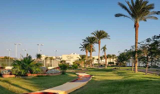 Palm-Royale-Resort-42.jpg