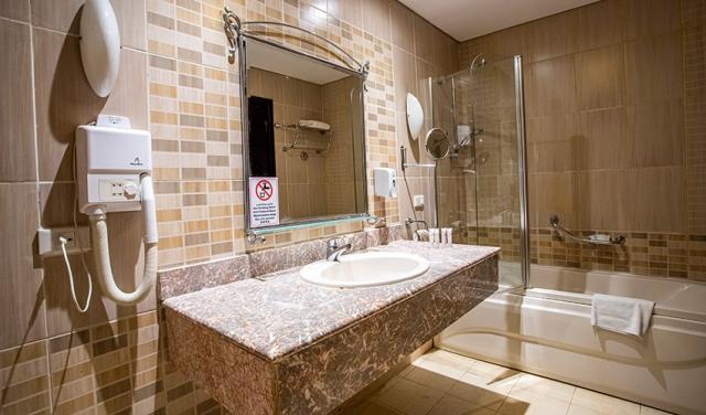 Amc-Royal-Hotel-37.jpg
