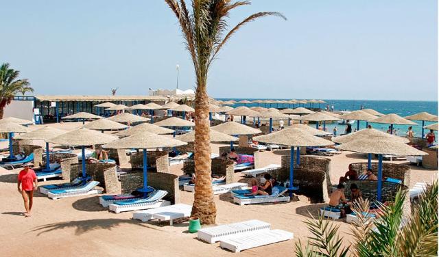 empire-beach-13.jpg