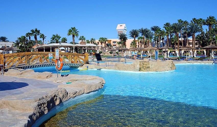 Pickalbatros Beach Albatros Resort (8).jpg