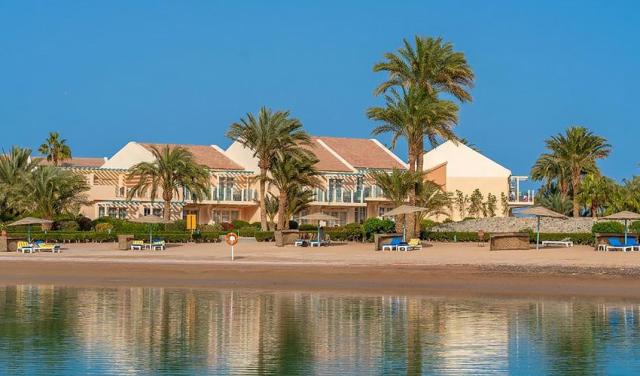 Hotel-Movenpick-Resort-Spa-Gouna-12.jpg