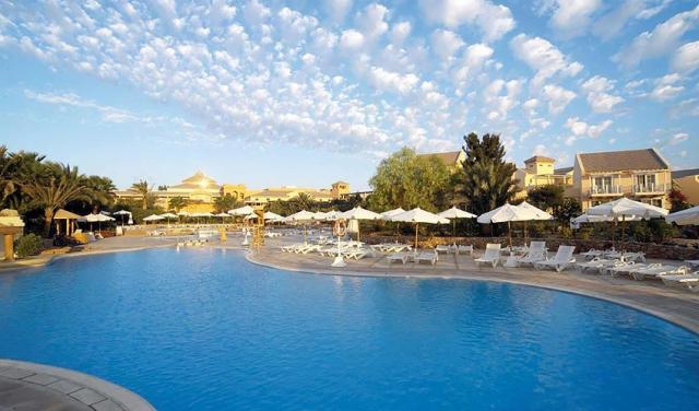 Hotel-Movenpick-Resort-Spa-Gouna-3.jpg