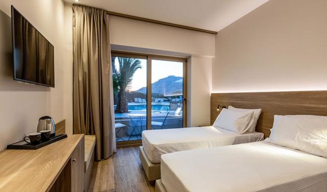 White-Olive-Premium-Lindos-Hotel-35.jpg