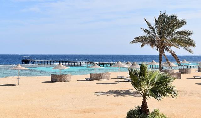 Hotel-Wadi-Lahmi-Azur-Resort-10.jpg