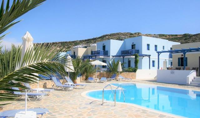 Lefkos Village