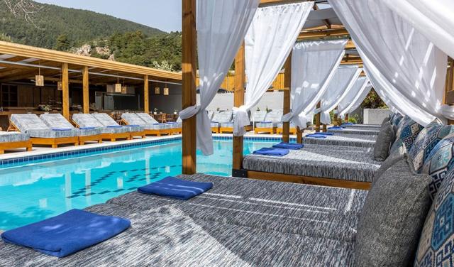 Thalassa-Hotel-4.jpg