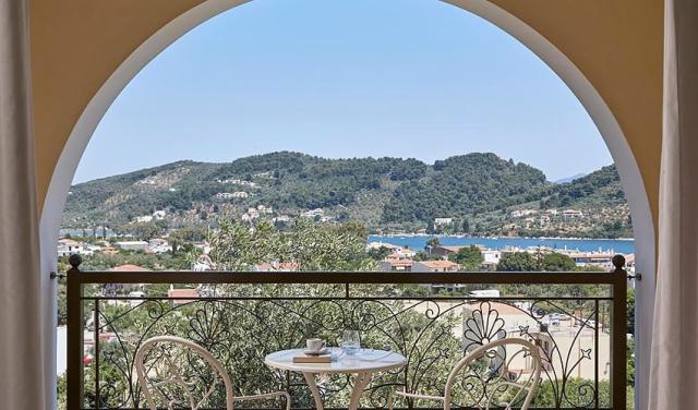 Skiathos-Living-5.jpg