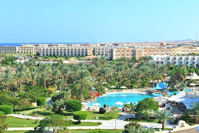 Brayka Bay Resort