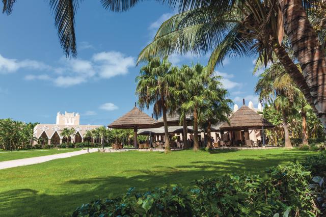 RIU Funana