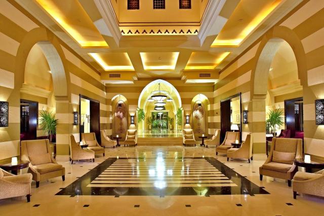 Jaz Lamaya Resort