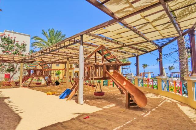 Jaz Lamaya Resort
