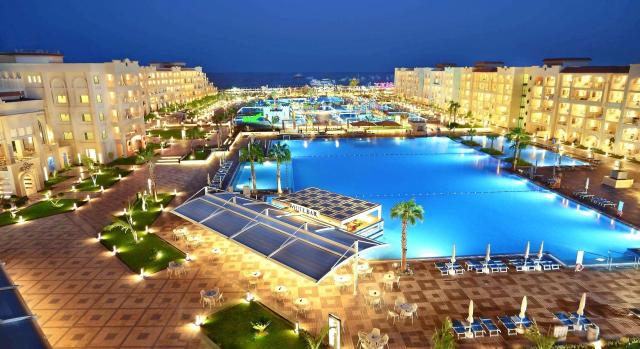 Pickalbatros White Beach resort