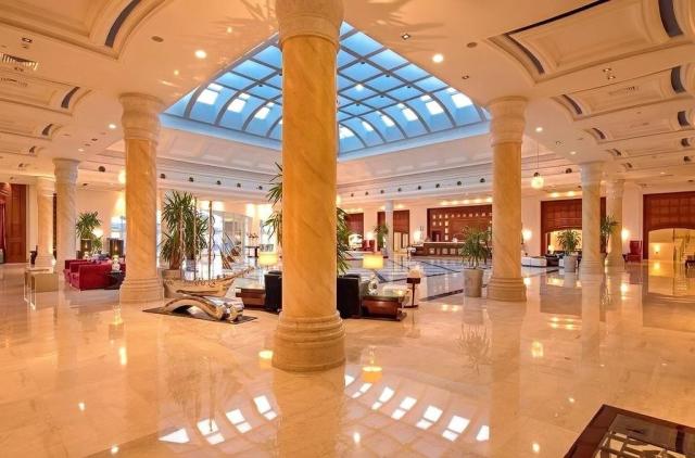 Premier Le Reve Hotel & Spa