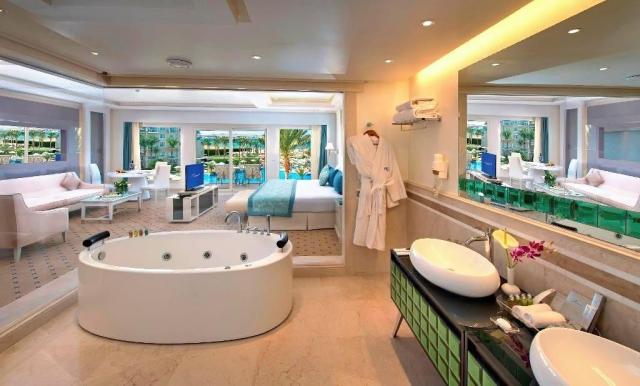 Premier Le Reve Hotel & Spa