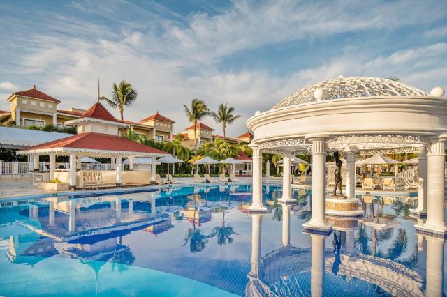 Luxury Bahia Principe Aquamarine