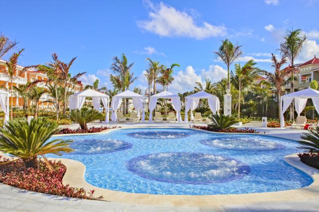 Luxury Bahia Principe Aquamarine