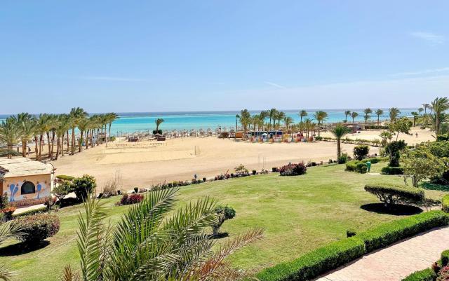 Dream Lagoon & Aqua Park Resort