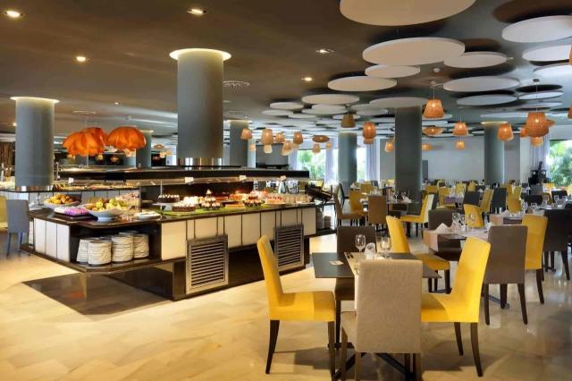 Grand Palladium Palace Ibiza Resort & Spa
