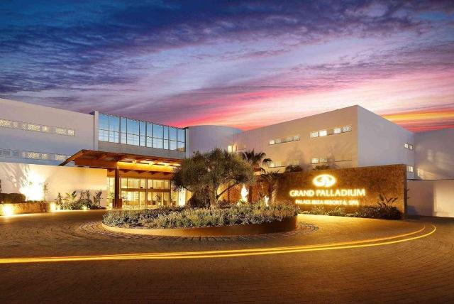Grand Palladium Palace Ibiza Resort & Spa