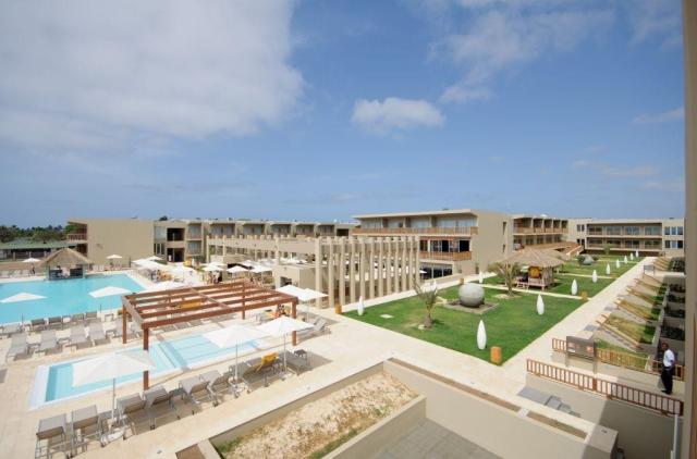 Oasis Salinas Sea