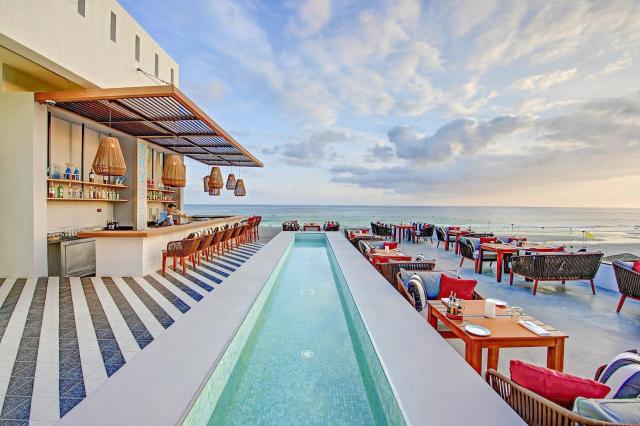 Crowne Plaza Resort