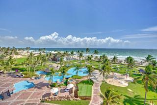 Crowne Plaza Resort